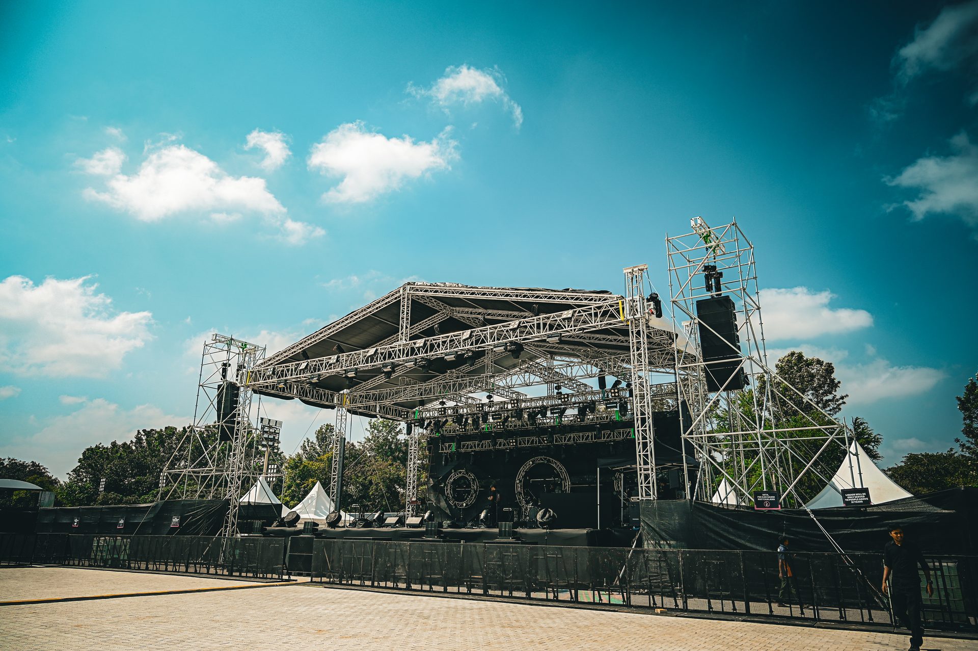 Live Concert